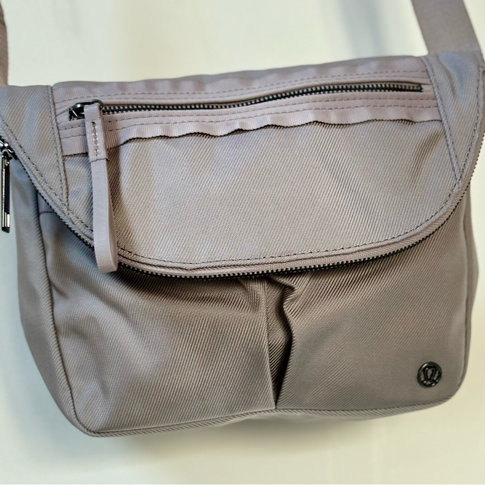 Lululemon All Night Festival Bag Crossbody Zipper Adjustable Gray Grey NWOT